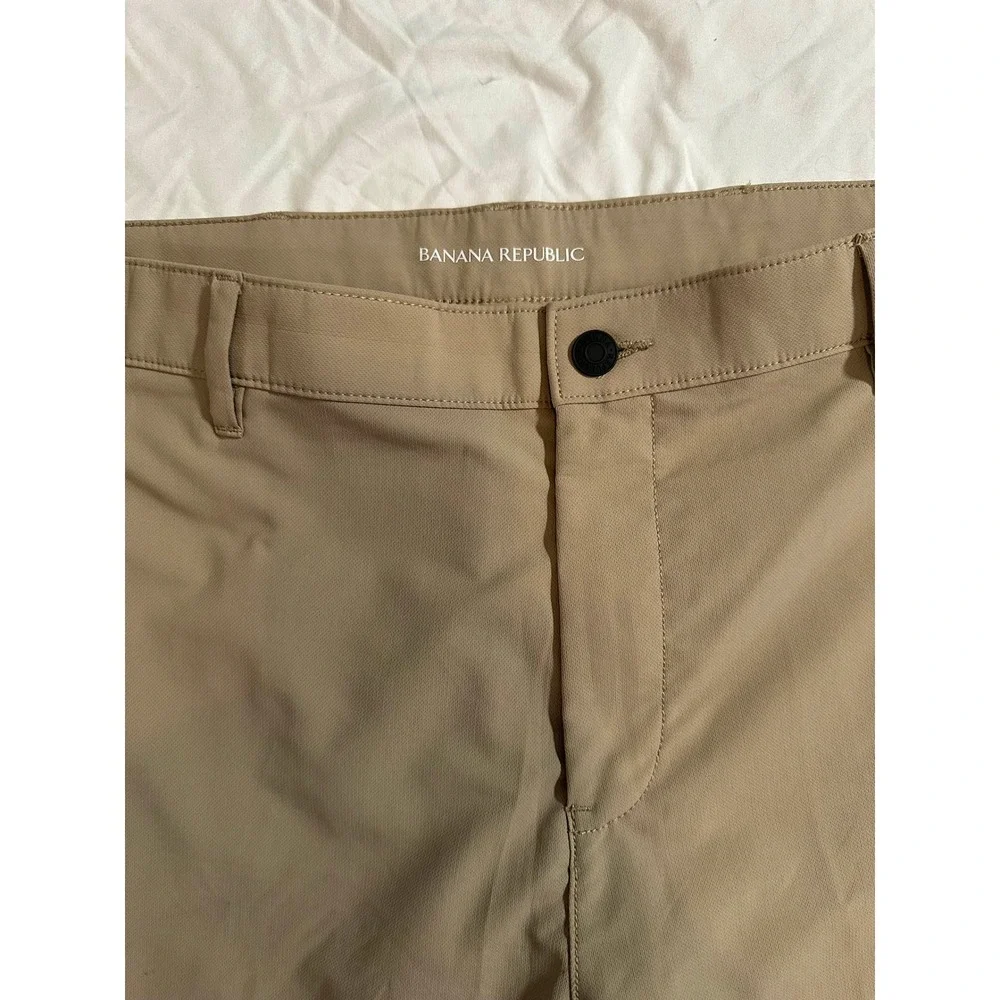 Banana Republic Men's Flat‎ Front Straight Khakis Workwear Size 36 X 30